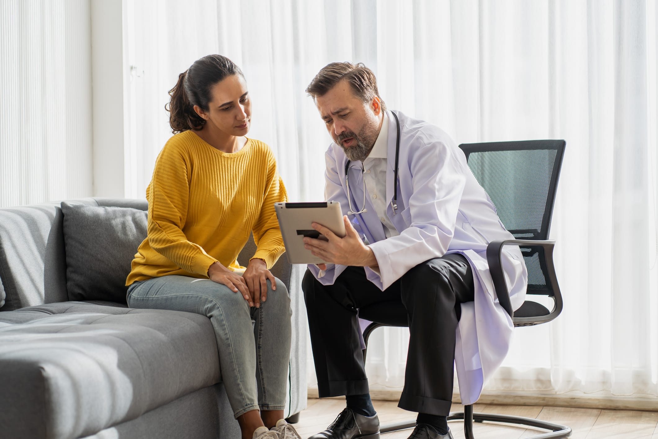 EndoAdvisor's tweet card. AI offers promise in the realm of chronic disease management, including diabetes, obesity, and PCOS, but must be approached with caution.