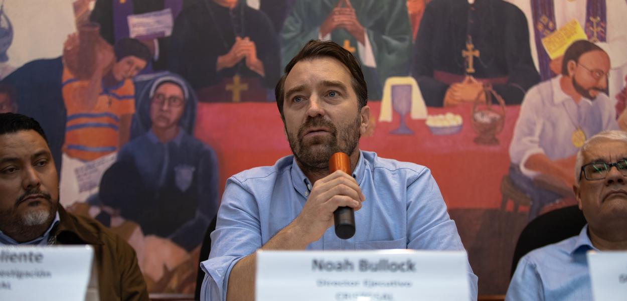 elfaroenglish's tweet card. Central American human rights organization Cristosal closes operations in El Salvador citing political persecution. The Nicaraguan regime renames the Central American University archive and restruc...