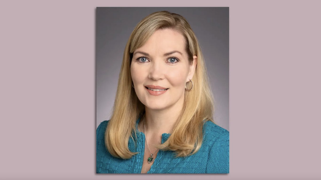 axios's tweet card. The special election to fill Nicole Mitchell's seat will determine which party controls the Senate.