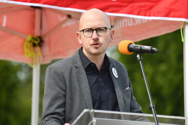 BrianLeishmanMP's tweet card. We’ve been hearing a lot about politicians putting country before party recently. In fact, at the start of last year’s general election campaign, the now Prime Minister Keir Starmer went so far as to...