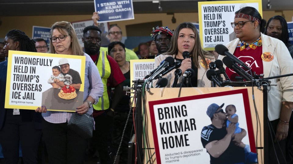 PeoplesWorld's tweet card. NASHVILLE—In a rehashing of Kilmar Abrego Garcia’s last hearing, U.S. District Court Judge Waverly D. Crenshaw, Jr., has left the defendant in jail while the jurist “takes the case under advisement.
