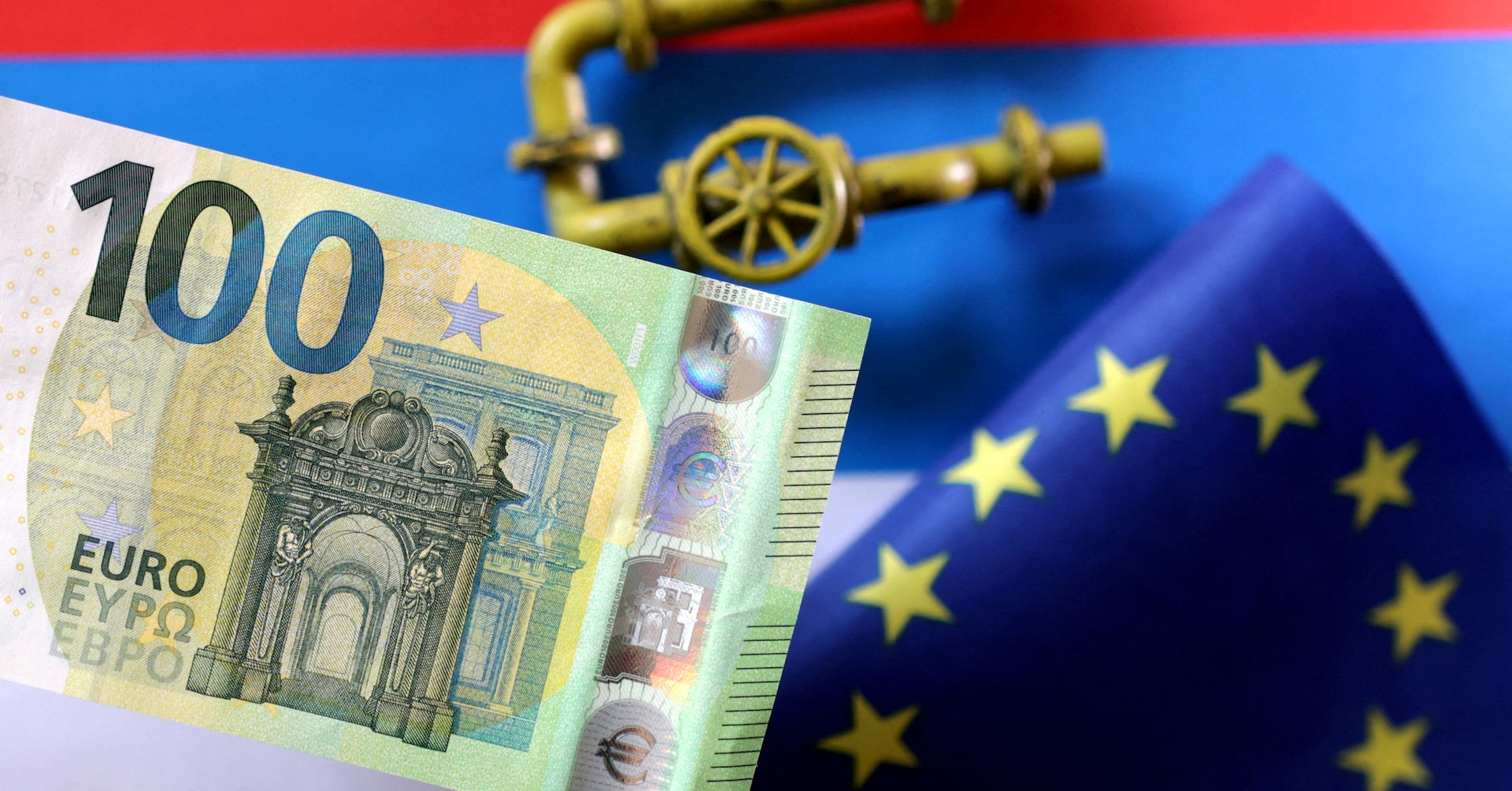 KateAbnett's tweet card. The European Commission on Tuesday proposed a legally binding ban on EU imports of Russian gas and liquefied natural gas (LNG) by the end of 2027, using legal measures to ensure the plan cannot be...