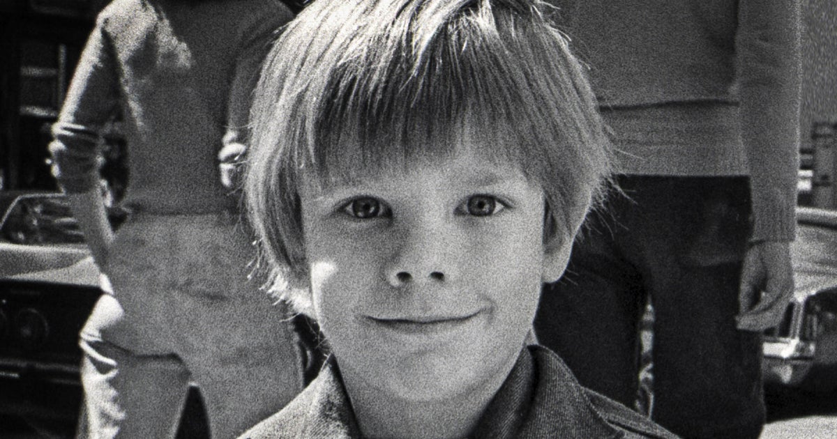 CBSNewYork's tweet card. A judge ruled Monday that Pedro Hernandez, the man convicted in the 1979 disappearance of 6-year-old Etan Patz​, needs to face a new trial or be released.