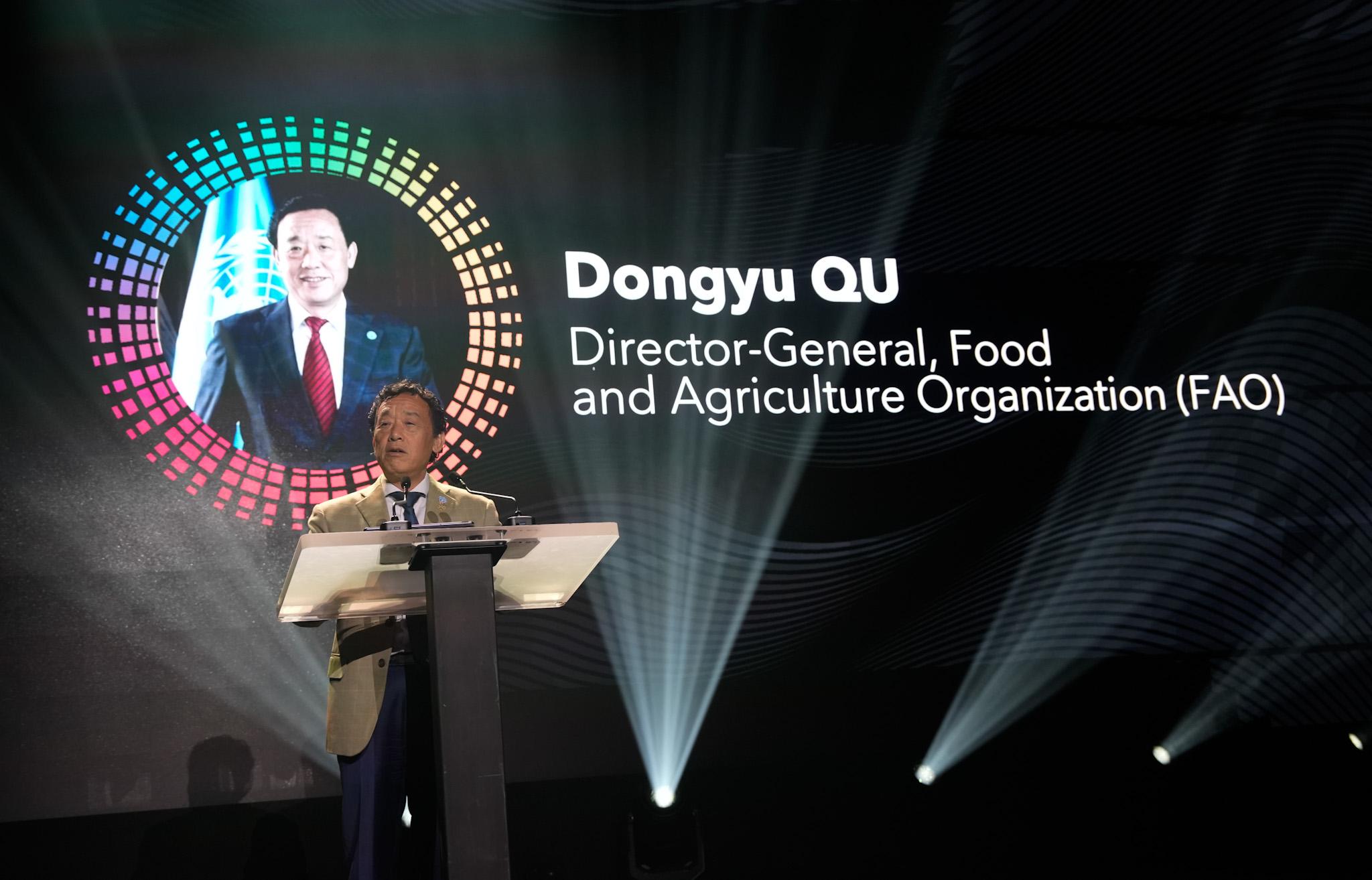 FAOnews's tweet card. FAO Director-General calls for inclusive AI to bridge digital divide in global agrifood systems at AI for Good Summit in Geneva