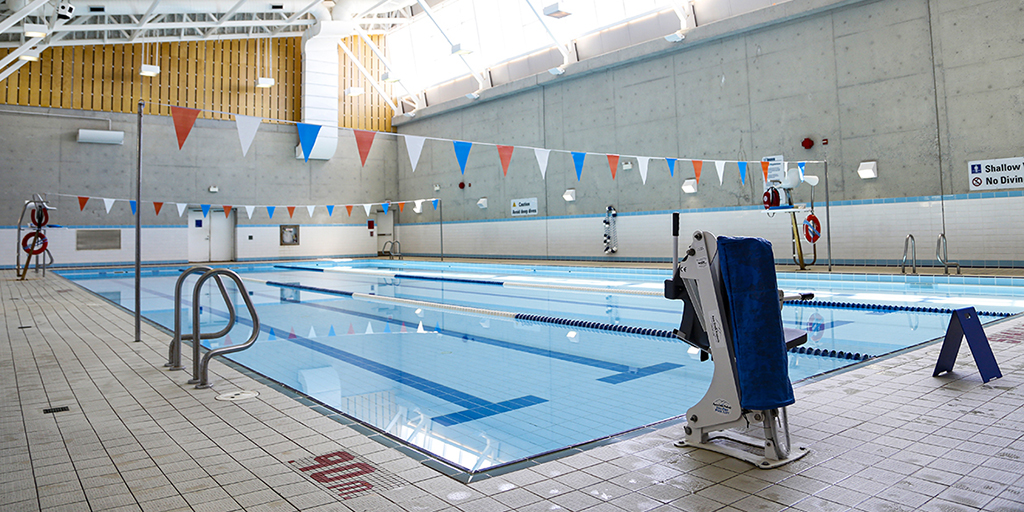 TorontoPFR's tweet card. Find drop-in schedules and locations for indoor pools, outdoor pools, wading pools and splash pads. Outdoor pools, wading pools and splash pads are open in the summer. Indoor pools are open all year.