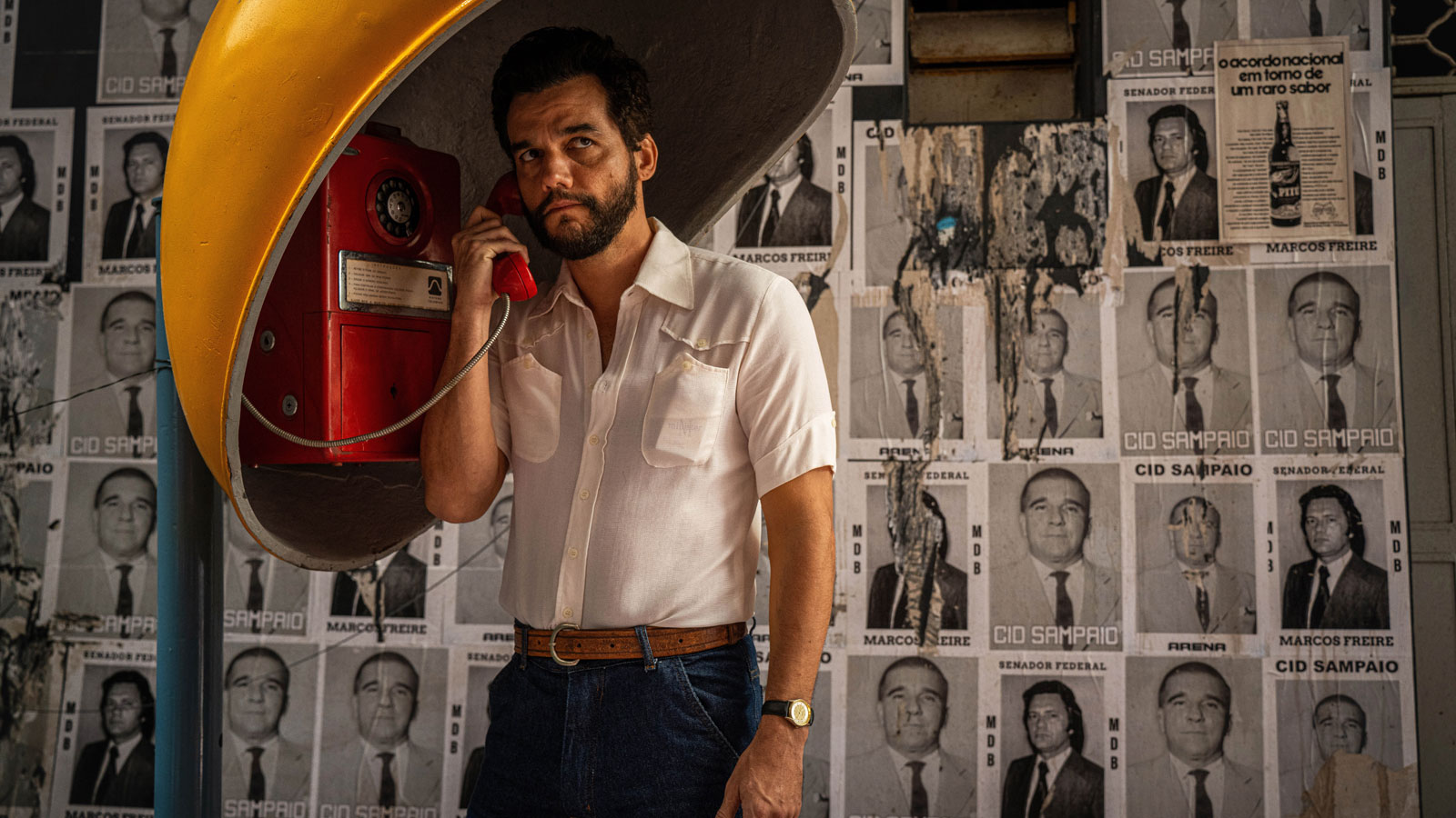 kmendoncafilho's tweet card. Winner of three major awards at Cannes, Kleber Mendona Filho’s bravura political thriller set during Brazil’s military dictatorship is a wild widescreen od...
