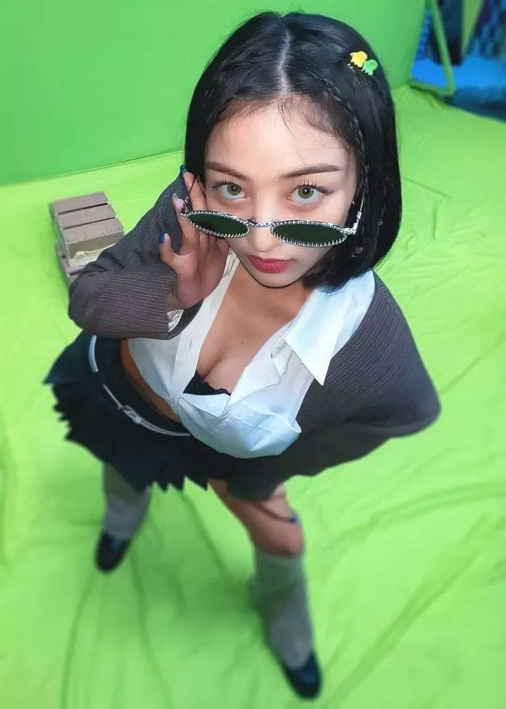 Report4Jihyo's tweet card. Park Jihyo | Idol