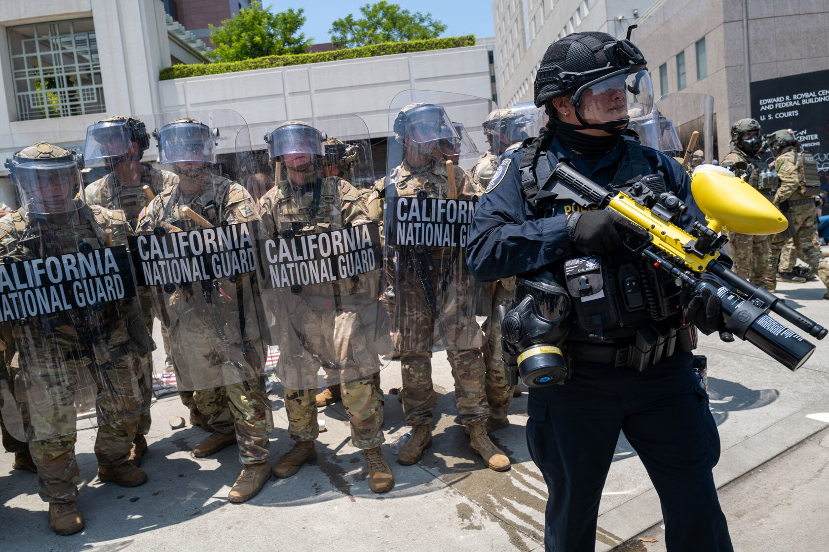 CAPespanol's tweet card. The deployment of the National Guard to Los Angeles is dangerous, unnecessary, and an abuse of power that puts communities and servicemembers at risk.