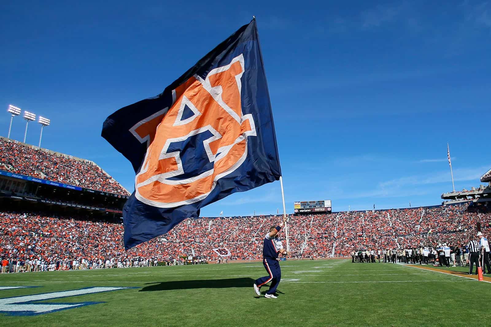 FBSchedules's tweet card. The Middle Tennessee Blue Raiders will play at the Auburn Tigers in 2027, according to the official athletics website of MTSU.