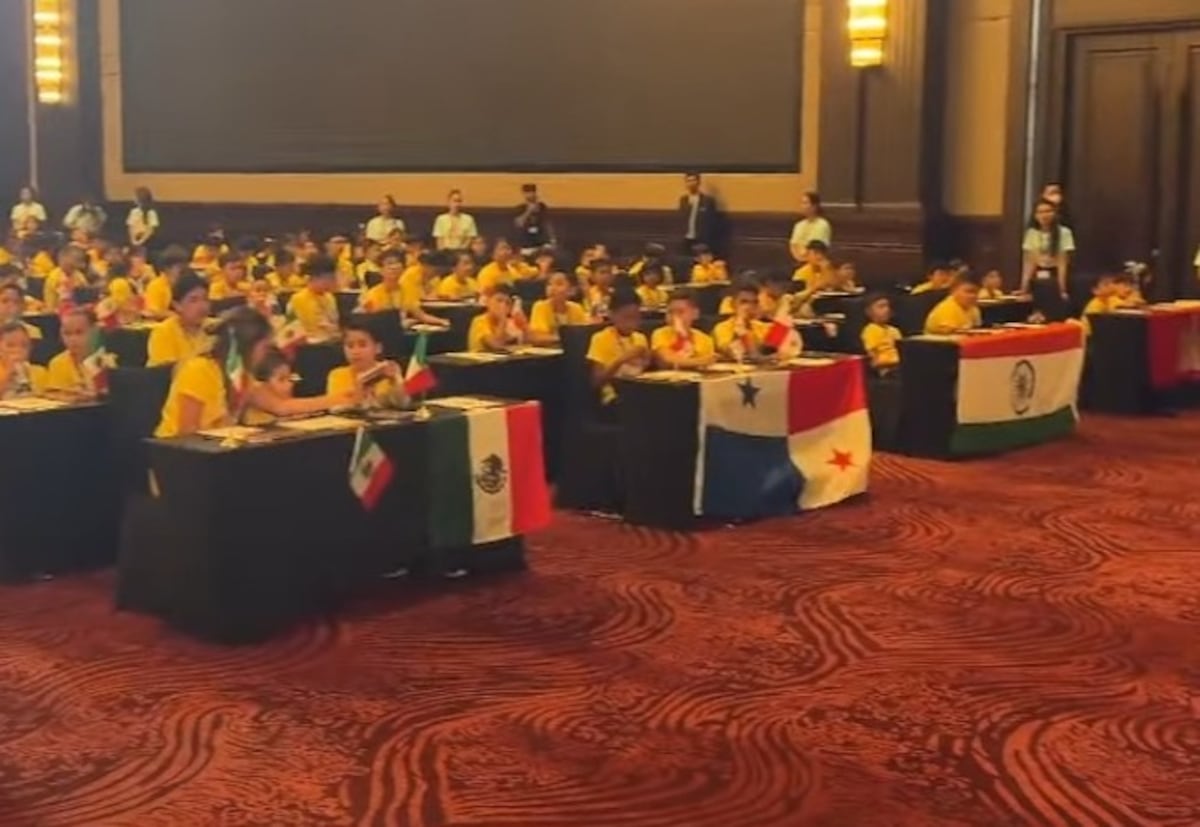 MikeBoloboski's tweet card. Un grupo de 21 niños panameños hizo historia en el Campeonato Internacional de Cálculo Mental ALOHA 2025, celebrado este domingo 20 de julio en Phnom Penh, Camboya....