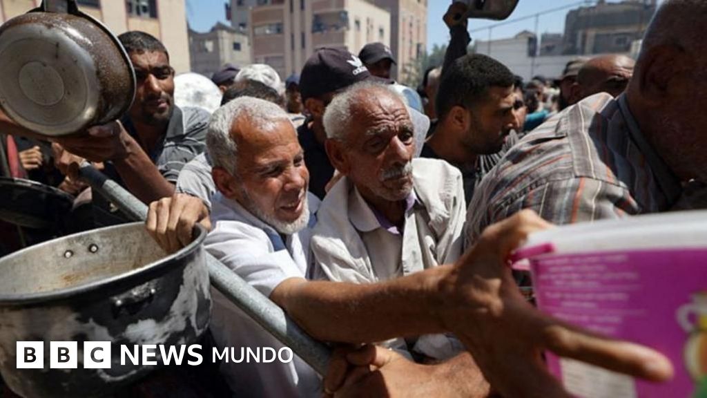 bbcmundo's tweet card. Las constantes muertes de civiles que buscan ayuda humanitaria suscita las críticas internacionales