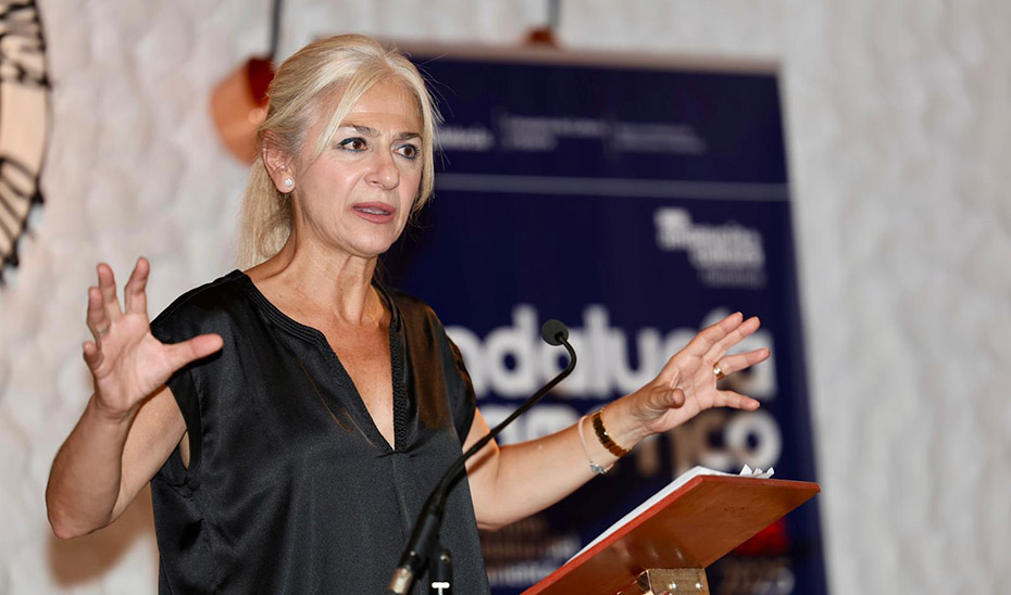 CulturaAND's tweet card. Patricia del Pozo destaca que se trata de "un programa fundamental para apoyar estas entidades culturales que tiene un papel trascendental en la divulgación, protección y fomento del arte jondo"