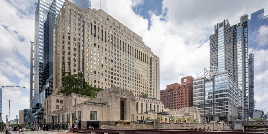 ReporterHal's tweet card. A venture led by Blue Star Properties bought the vintage building at 2 N. Riverside Plaza for a fraction of what it was worth a decade ago.
