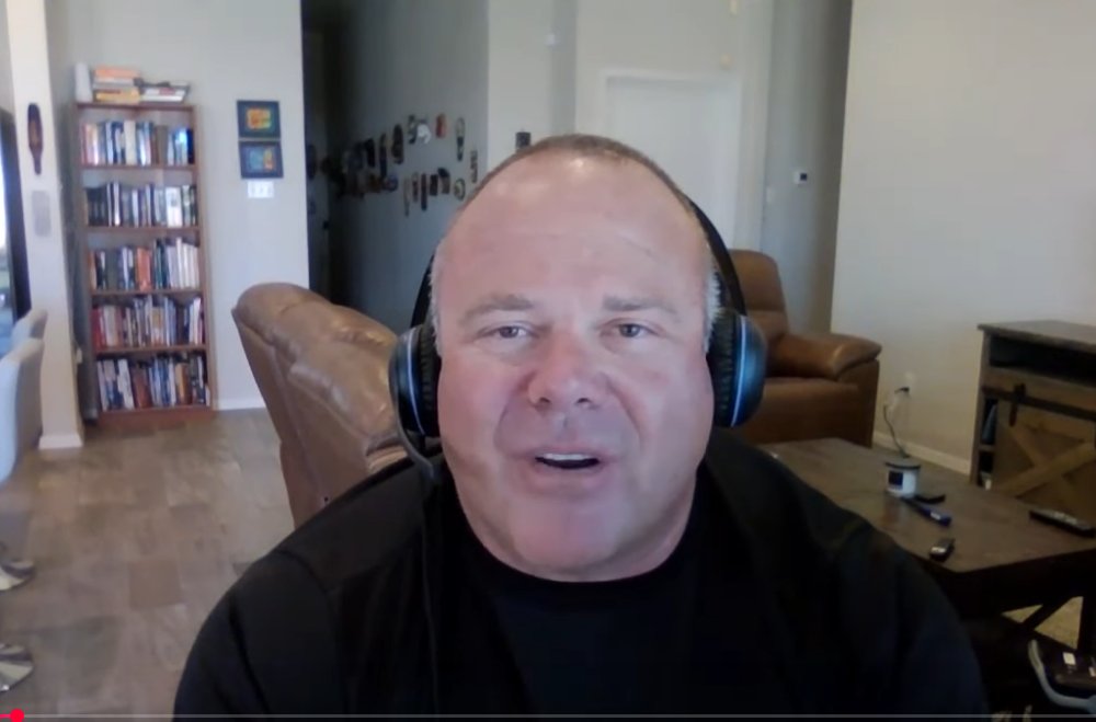 GregEllifritz's tweet card. A few weeks ago the crew from CCW Safe interviewed me for their podcast on display of defensive weapons versus criminal "brandishing."   In the interview, I describe a couple cases I worked as a
