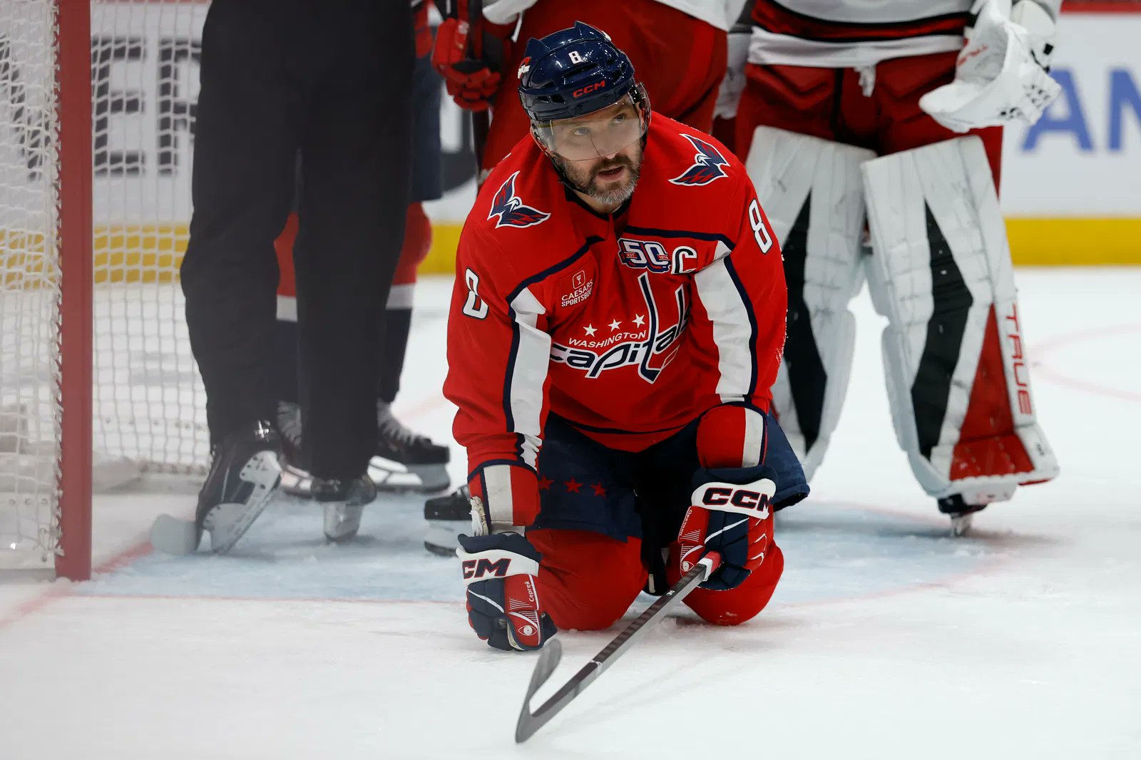 ukemonde's tweet card. Alexander Ovechkin has had enough of Russia's banishment from sporting events and believes the country should be allowed to compete in international competitions again. Of course, that would be good...