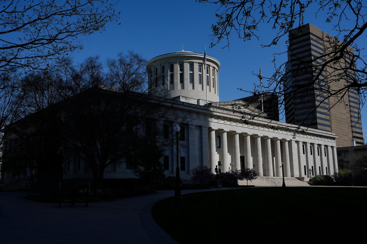 CommonCauseOhio's tweet card. The legislature will never reform itself. A statewide ballot issue must, writes the editorial board of The Plain Dealer and cleveland.com.