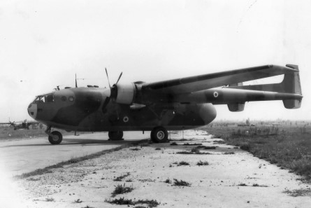 HAFspokesperson's tweet card. Αεροσκάφη Noratlas της 354 Μοίρας Μεταφορών εκτέλεσαν την άκρως δυσχερή επιχείρηση αερομεταφοράς των Ελλήνων καταδρομέων από την Κρήτη (Σούδα) στην Κύπρο. Από τα 15 αεροσκάφη που συμμετείχαν στην...