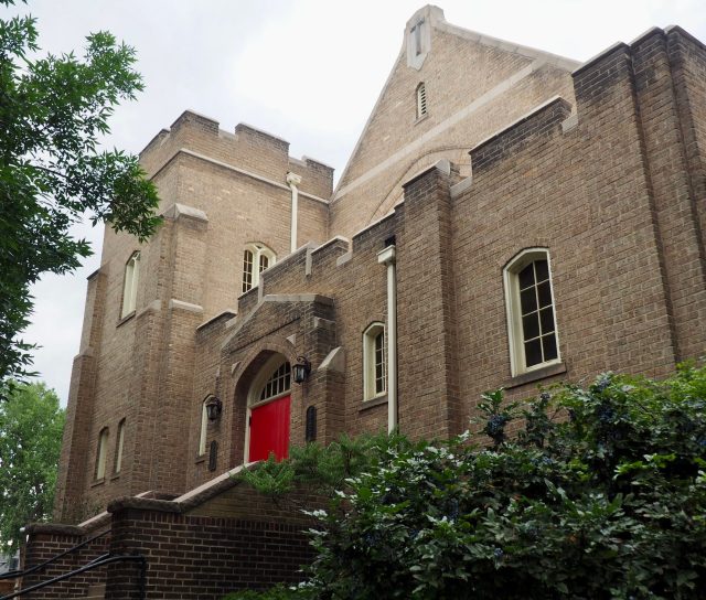 denverpost's tweet card. BlueLine Development sent plans to Denver, calling for a 58-unit income-restricted apartment complex that would replace a chunk of Our Savior’s Lutheran Church at Ninth Avenue and Emerson Street.