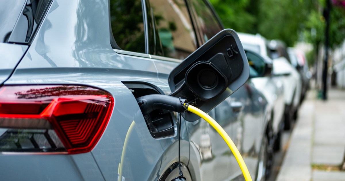 Heidi_Labour's tweet card. The subsidy will apply to new electric vehicles worth less than £37,000.