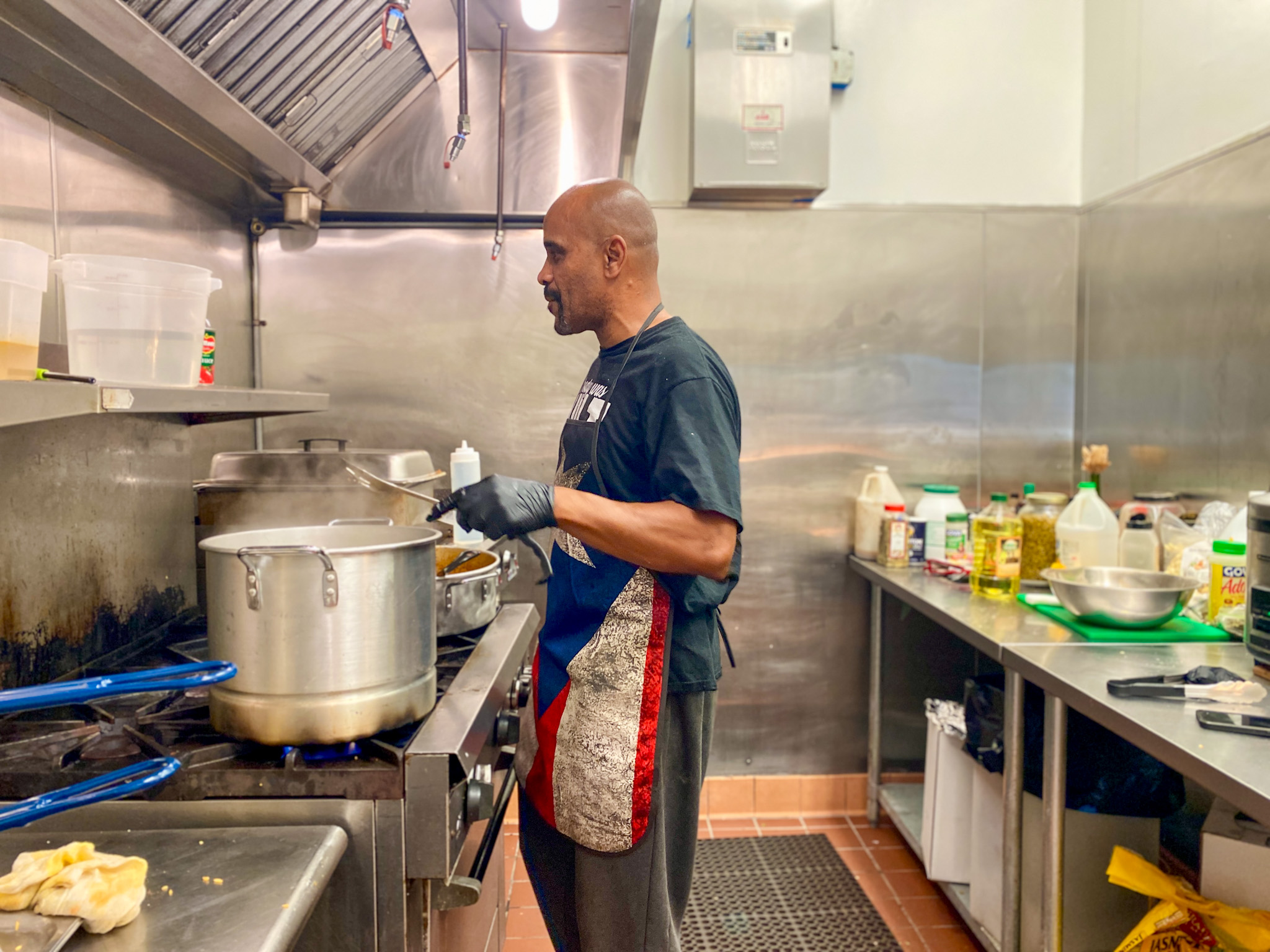 demianbulwa's tweet card. An Oakland chef, after serving time in jail, returns to the role he loves by opening a new restaurant. 