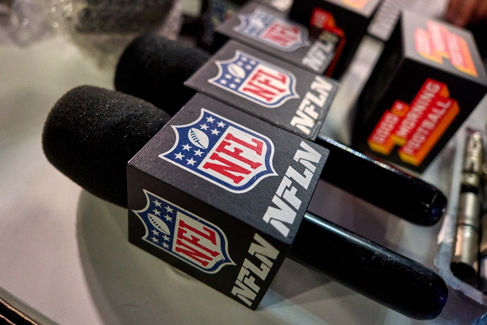 derekfutterman's tweet card. Reports of NFL owners being told to be ready for a potential vote for a deal between the NFL and Disney, Colin Cowherd on FS1 and more.