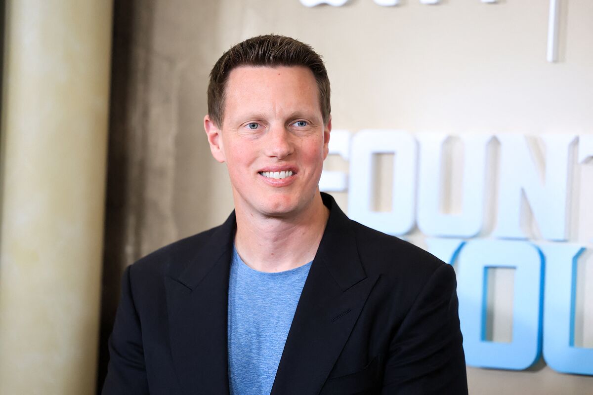 BrodyFord_'s tweet card. Oracle Corp. is in discussions with Skydance Media LLC for a major software deal once the media company’s acquisition of Paramount Global is complete.