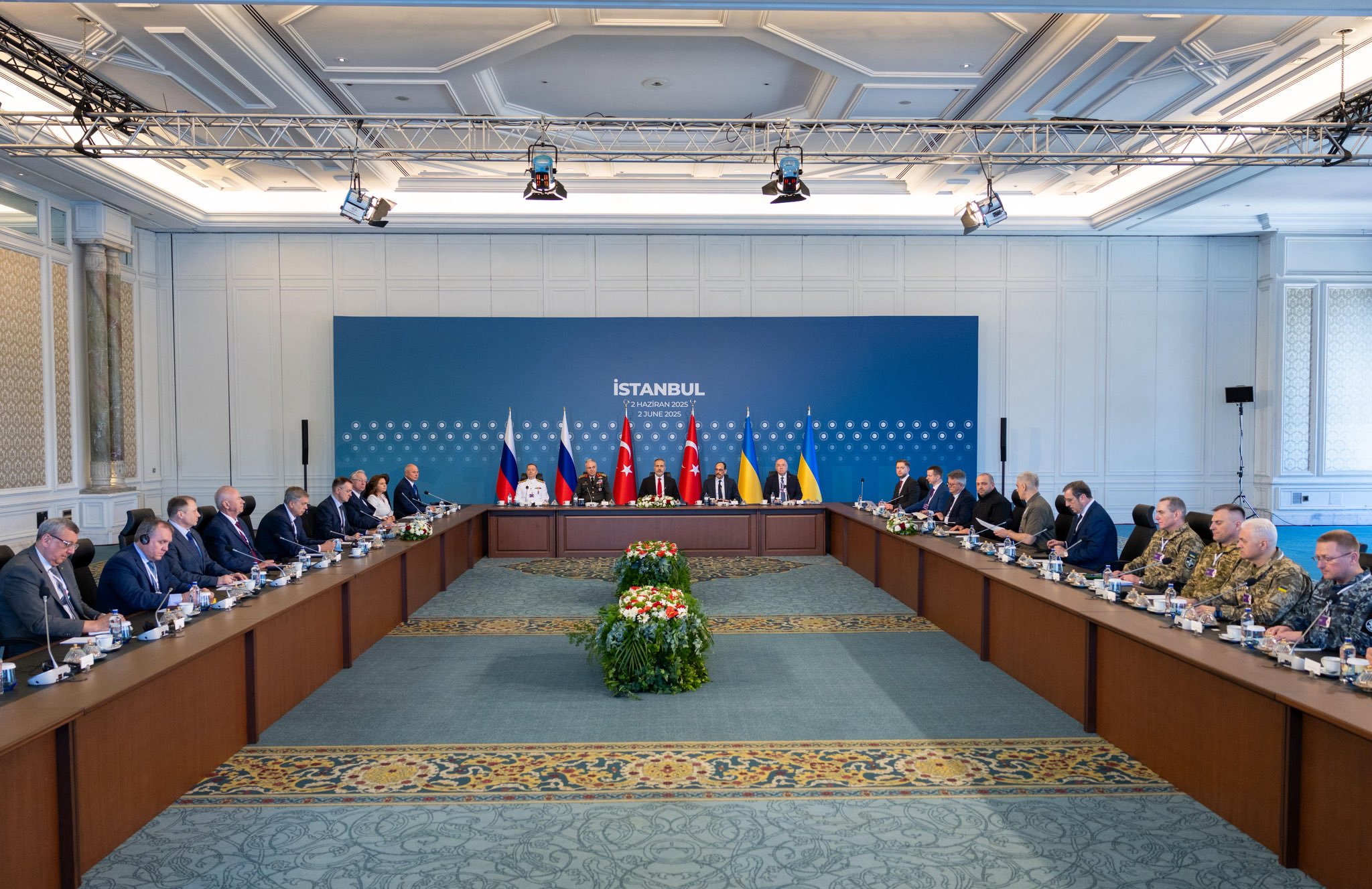 Antiwarcom's tweet card. Russian and Ukrainian officials are set to hold another round of peace talks this week amid heavy fighting across the frontline in Ukraine and as the two sides continue to trade major drone attacks....