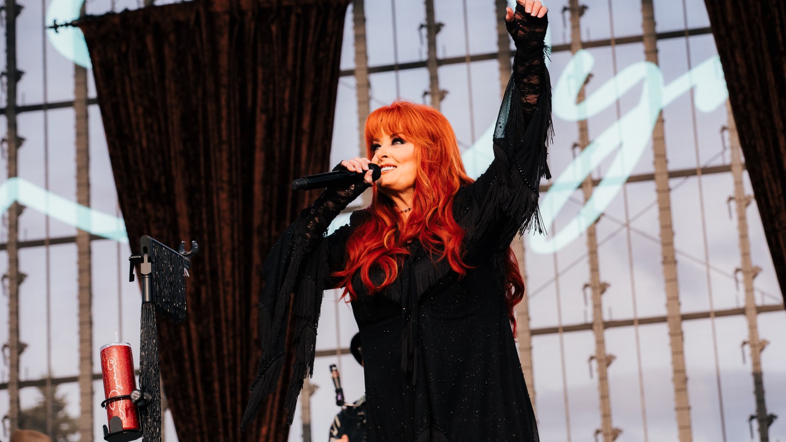 RollingStone's tweet card. Wynonna Judd, Town Mountain, Kelsey Waldon and more best things we saw at Under the Big Sky festival 2025.