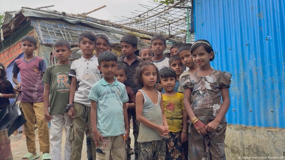 arafatul's tweet card. Because of the funding crisis at UNICEF, about 300,000 Rohingya refugee children are at risk of losing access to basic education permanently. DW spoke with disappointed students and teachers in Cox's...