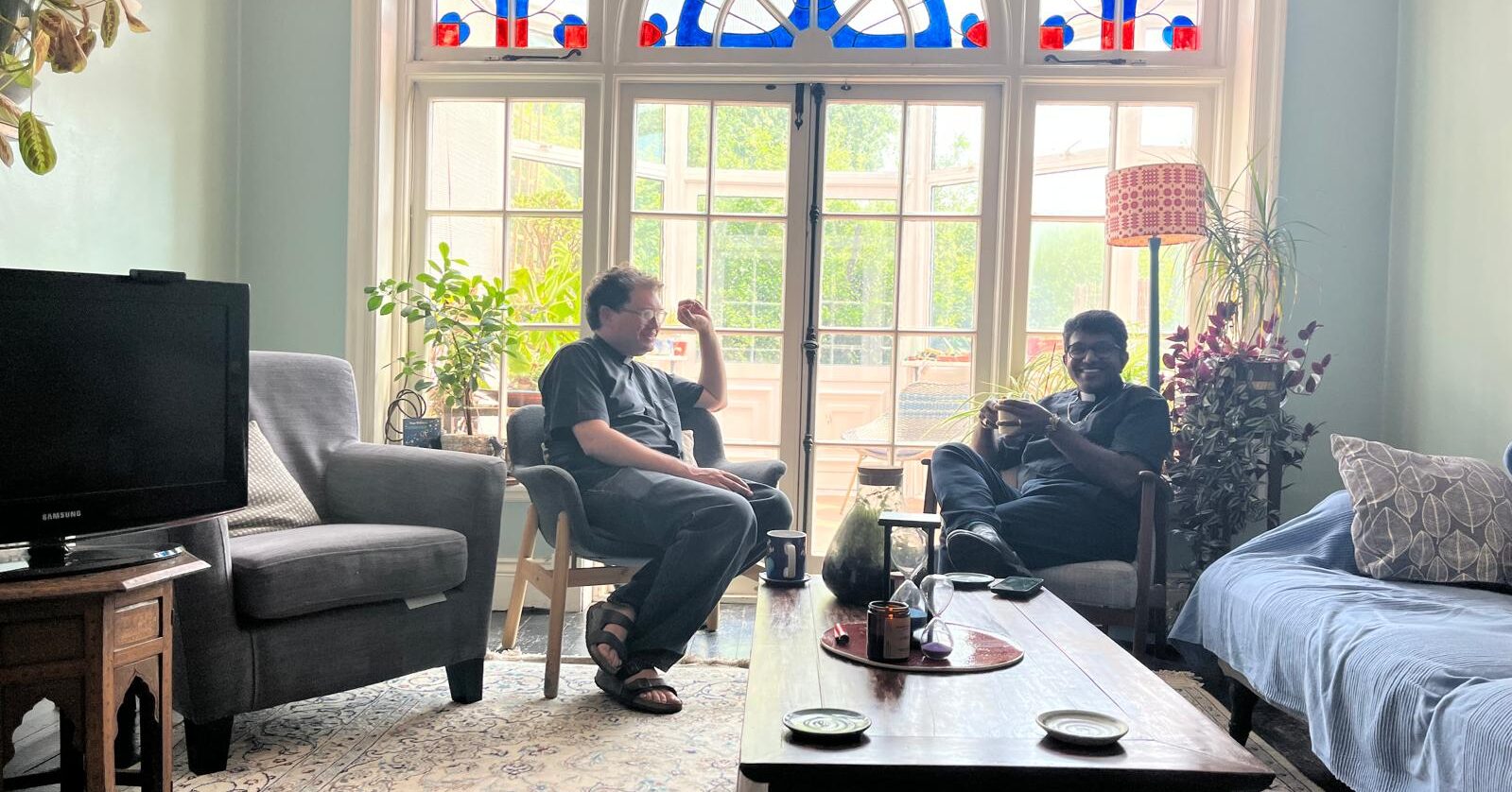 TheOutsider40's tweet card. Christians hosting refugees & asylum seekers in their spare rooms: Bishop Anderson finds out more during Refugee Week 2025