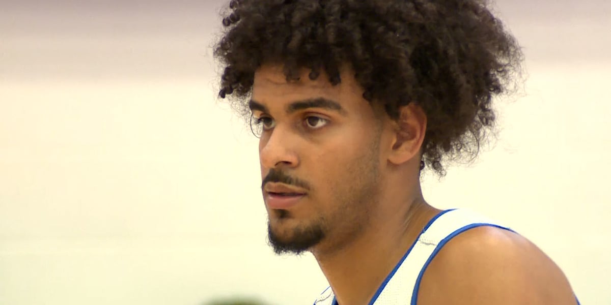WOWT6News's tweet card. Nik Graves transferred to the Bluejays from Charlotte this offseason.