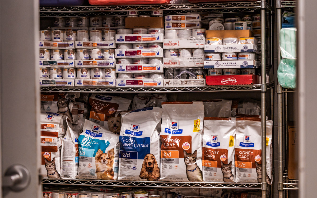 LawrenceKSTimes's tweet card. New numbers from the Lawrence Humane Society’s pet pantry database show the shelter has distributed more than 40 tons of pet food to help nearly 2,500 pets in the past year.