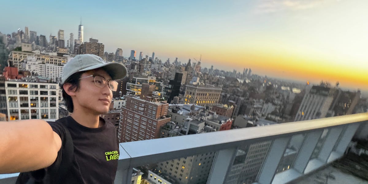 BusinessInsider's tweet card. Aaron Chen lost his internship after talking pay. He went to NYC anyway and landed a new role in two weeks, thanks to networking hard.
