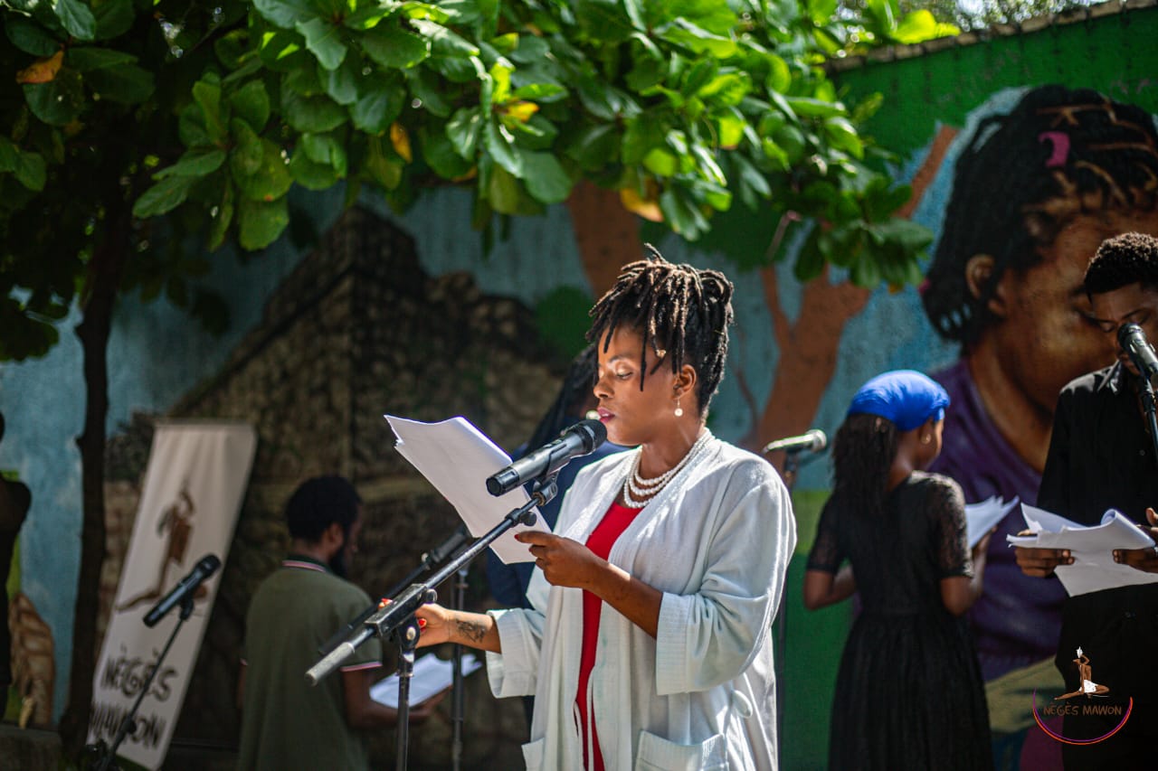 JoubertJoseph3's tweet card. Dans le cadre de la 8e édition du festival féministe Nègès Mawon, qui s’est dérouleé du 17 au 19 juillet sur le thème « Pouvwa », la Bibliothèque Michèle Tardieu de Pétion-Ville a accueilli en ses...