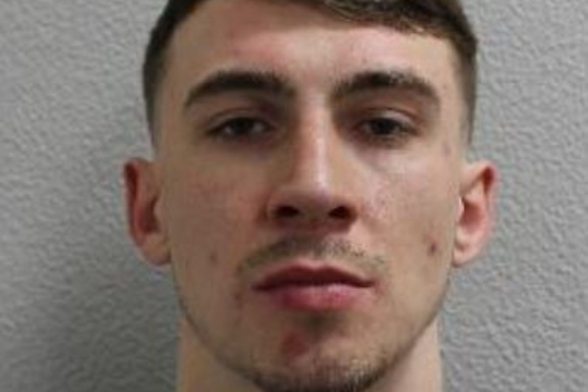 GoingBackward's tweet card. Terence Ward hit 110mph during a police chase from Beckenham to West Wickham.