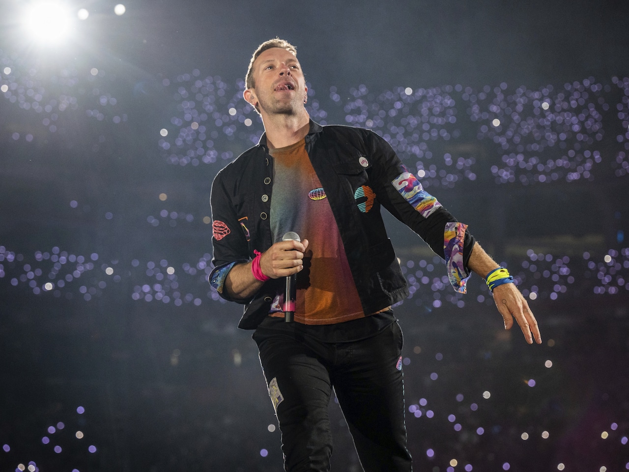 njdotcom's tweet card. Coldplay will wrap up their U.S. tour on July 27 in Miami