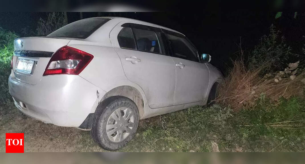 RaiSandeepTOI's tweet card. Six youths from Rampur district, returning from Saudi Arabia and UAE, along with their driver, were kidnapped in Moradabad but were rescued by police