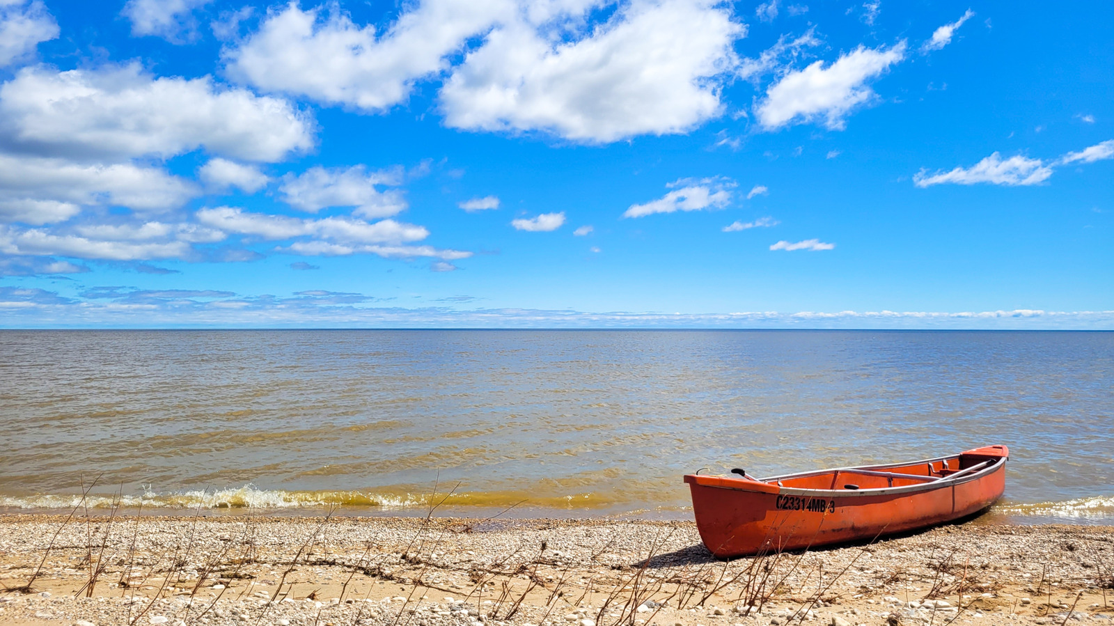 sigurdson_chris's tweet card. Named like a "Lord of the Rings" character, this Canadian town in Manitoba is a lakefront escape serving up seafood, art, and Icelandic culture and history.