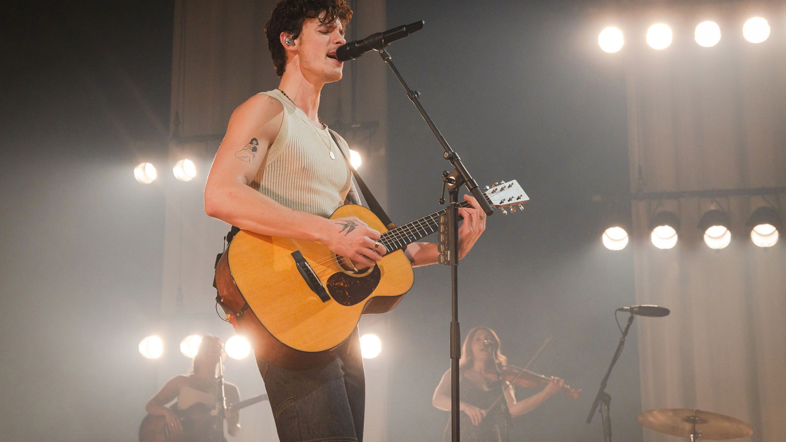 RollingStone's tweet card. Here's where to find Shawn Mendes concert tickets for his On the Road Again Tour, including an expected set list and tour schedule for the 2025 shows.