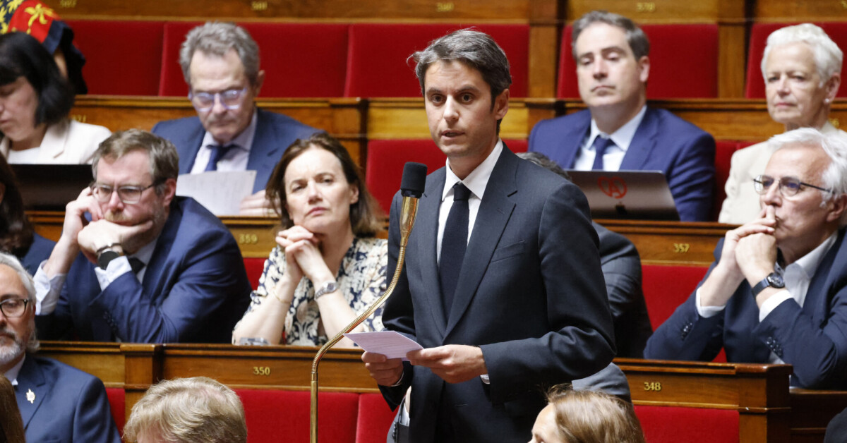 FigaroPolitique's tweet card. Face à la mobilisation contre la loi Duplomb, Gabriel Attal et Renaissance avancent sur un fil