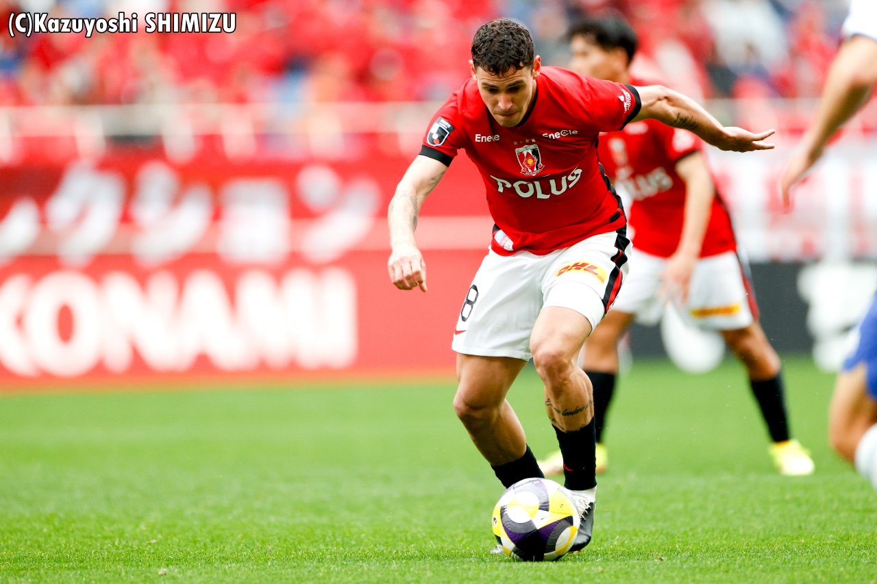 kaba_urawa's tweet card. マテウス・サヴィオ選手（サヴィオの攻撃に関わる負担というか、責任はどうか）なによりも今日は難しい試合になりました。相手の守備が良くて、ボールを持った時もビルドアップが良かったと思います。自分たちの守備がはまっていなくて、相手にボールを持たれた時間が多かったと思います。結果に関しては、もちろん望んだ結果ではなかったんです