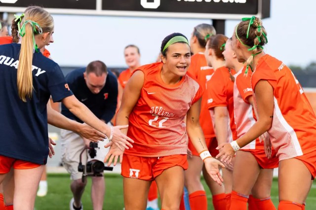 WCIA3sports's tweet card. URBANA, Ill. (WCIA) — Illinois rising senior Lia Howard ended her summer as a national runner-up with the NC Courage USLW team. Howard joined the defending league champions this summer to tra…