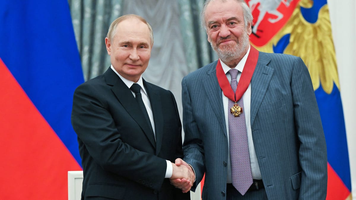 Lisa_Viaalpina's tweet card. Ein Konzert eines Putin-nahen Dirigenten in Süditalien ist abgesagt worden. Der italienische Kulturminister und die Witwe von Nawalny hatten vorher vor Propaganda gewarnt.