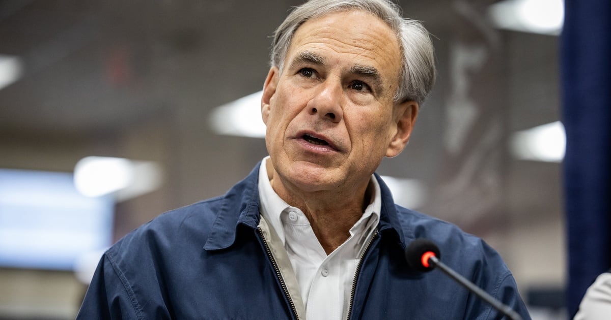 TXNSDD's tweet card. The governor’s office said some of the correspondence with the billionaire and his companies contains “intimate” information that isn’t of “legitimate concern to the public.”