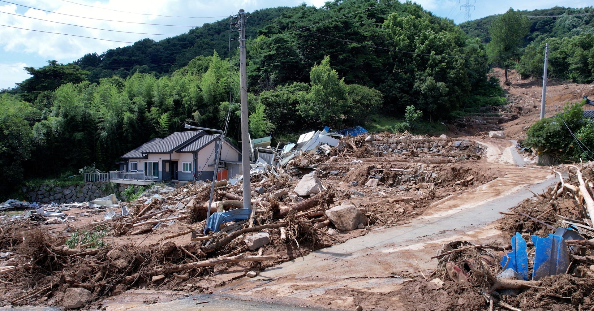 Reuters's tweet card. South Korea's President Lee Jae Myung told public officials on Tuesday to "spare no effort" in the search for missing people and on damage recovery after days of torrential rains left a trail of...
