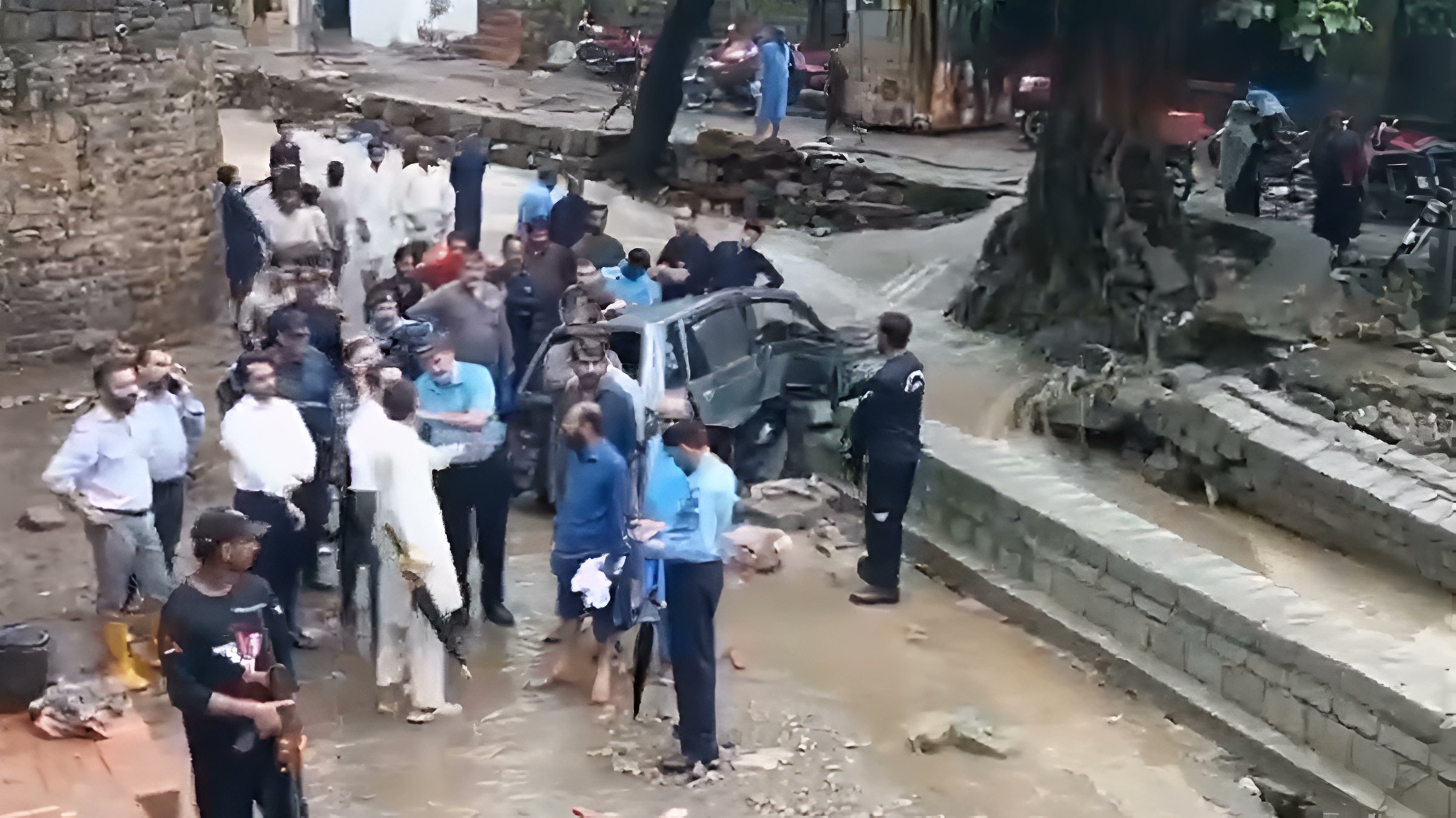 TheWatchers_'s tweet card. At least 6 people were killed and 15 others reported missing after floods struck parts of Pakistan, including Islamabad, Gilgit-Baltistan, and Khyber Pakhtunkhwa on July 21, 2025.