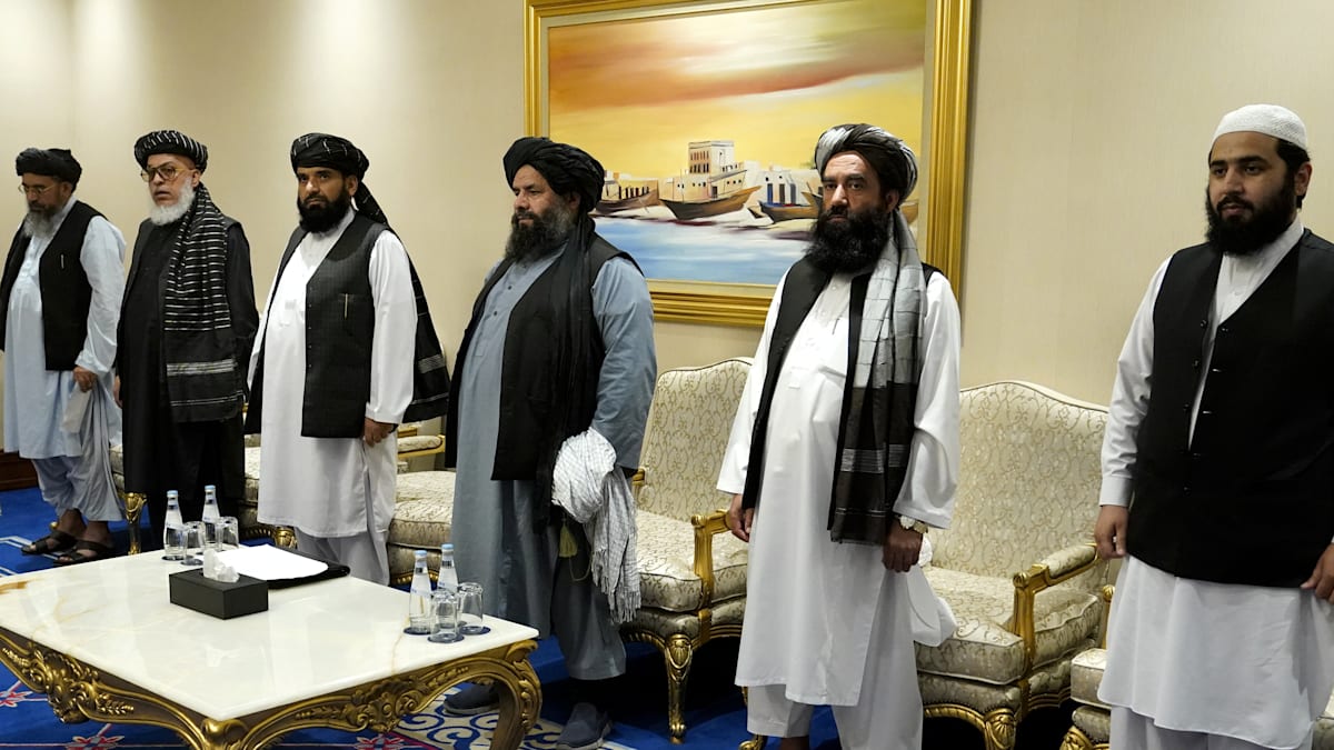 Tim_Roehn's tweet card. Erstmals senden die Taliban eigenes Konsularpersonal nach Deutschland. Damit macht die Bundesregierung ein neues Zugeständnis. Die beiden „technischen“ Mitarbeiter sollen erfahren in der Diplomatie...