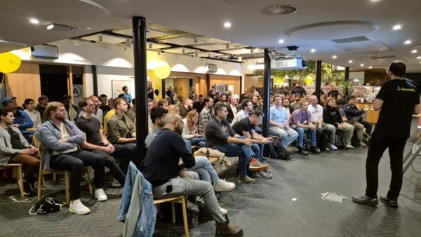 CriteoEng's tweet card. Ce Meetup est dédié au networking et à l'apprentissage autour de sujets tels que l'IA, le Big Data, NoSQL, l'infrastructure, Kubernetes, le Cloud Native et DevOps. Rejoigne