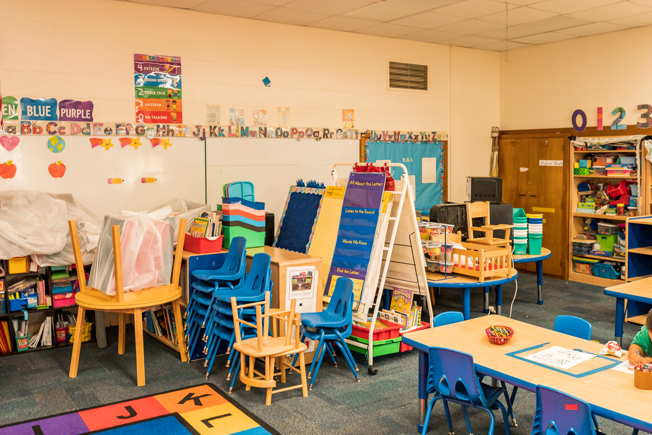 earlyedcanary's tweet card. Fort Worth ISD aims to innovate early childhood education with Neighborhood PreK, a new school integrating public and private resources to extend pre-K care.