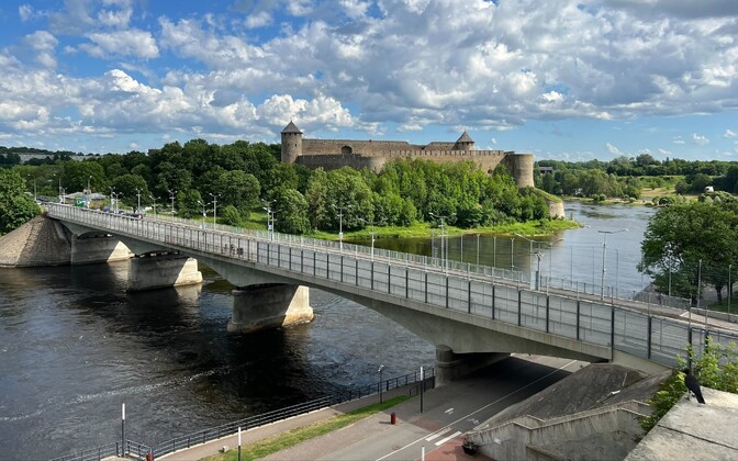 jaanus's tweet card. A Russian citizen living in Narva has been handed a 6.5-year prison sentence for supporting intelligence activities against Estonia, submitting false information, and violating international sancti...
